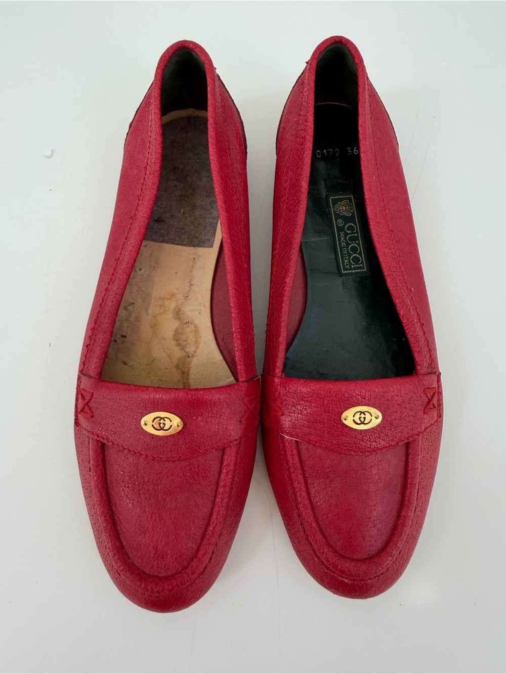 Gucci Red Leather Women's Loafers with Gold Logo Medallion Size 36 1/2 B